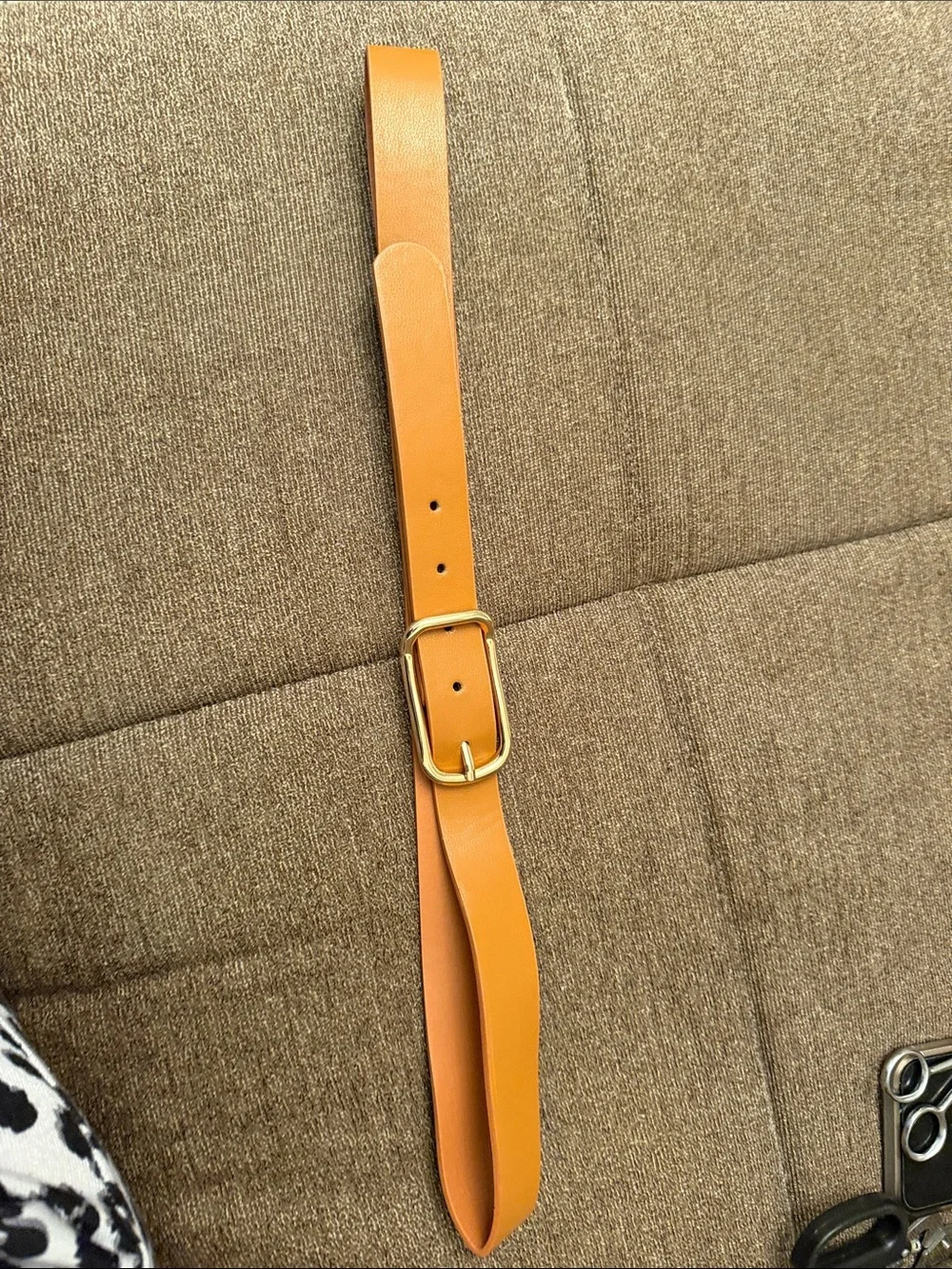 Tan Faux Leather Belt with Gold Rectangle Buckle – Size 35